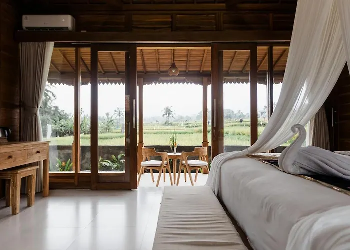 Padi Bali With Private Jacuzzi Payangan